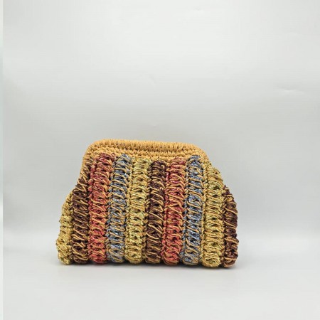 The Recta Clutch | 5 Raffia...