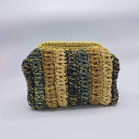 The Recta Raffia Clutch | 4...